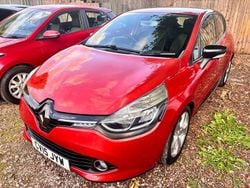 Red Used 2015 Renault Clio IV Dynamique Hatchback | £1,995 (Good price)