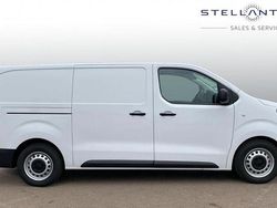 White Used 2023 Peugeot e-Expert Van | £18,998 (Fair price)