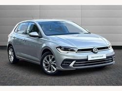 Reflex silver Used 2023 VW Polo Style Hatchback | £17,495 (Fair price)