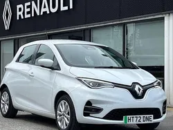 White Used 2022 Renault Rapid SE Hatchback | £9,830 (Fair price)