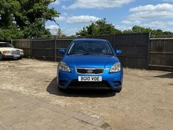 Blue Used 2010 Kia Rio Hatchback | £995 (Fair price)