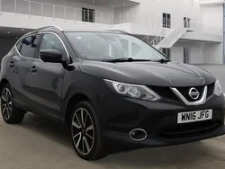 Black pearl Used 2016 Nissan Qashqai Tekna SUV | £8,475 (Good price)