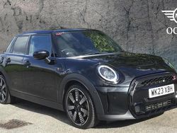 Black Used 2023 Mini Cooper S Exclusive Hatchback | £23,450 (Fair price)
