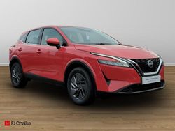 Red Used 2022 Nissan Qashqai Acenta Premium SUV | £18,990 (Fair price)