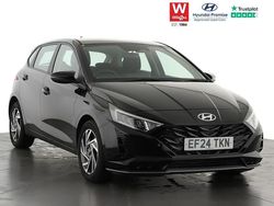 Black Used 2024 Hyundai i20 Advanced Hatchback | £17,199 (Fair price)