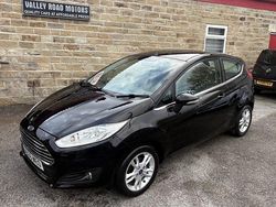 Black Used 2016 Ford Fiesta Zetec Hatchback | £4,995 (Good price)