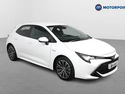 White Used 2020 Toyota Corolla Design Hatchback | £16,799 (Good price)
