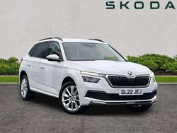 Moon white metallic Used 2022 Skoda Kamiq SE Drive SUV | £15,495 (Fair price)