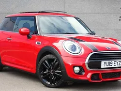 Red Used 2019 Mini Cooper Hatch Hatchback | £15,859 (Fair price)
