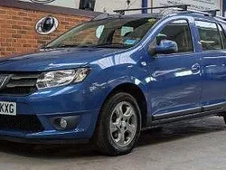 Blue Used 2014 Dacia Logan Lauréate Sedan | £4,670 (Fair price)