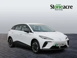 White New 2025 MG MG4 EV SE Hatchback | £17,994 (Super price)