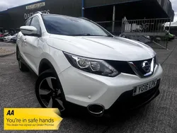 White Used 2016 Nissan Qashqai N-Connecta SUV | £8,495 (Good price)