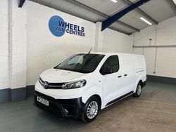 White Used 2022 Toyota Proace Van | £14,690 (Fair price)