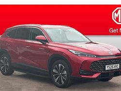 Red Used 2025 MG HS Trophy SUV | £27,500