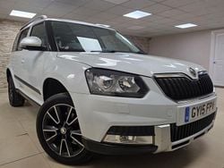White Used 2015 Skoda Yeti Elegance SUV | £7,995 (Super price)