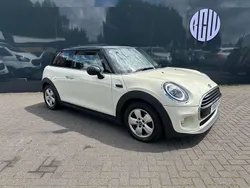 White Used 2018 Mini Cooper Hatch Hatchback | £6,000 (Fair price)