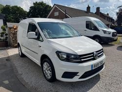 White Used 2019 VW Caddy Trendline MPV | £7,750 (Good price)