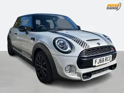 Silver Used 2018 Mini Cooper S Chili Hatchback | £13,895 (Fair price)