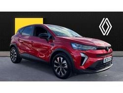 Red New 2025 Renault Captur Evolution SUV | £22,106 (Fair price)