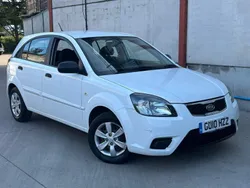 White Used 2010 Kia Rio Hatchback | £1,795 (Good price)