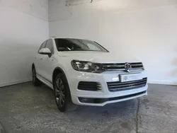 White Used 2013 VW Touareg R-line SUV | £11,995 (A bit pricey)