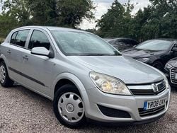 Silver Used 2008 Vauxhall Astra Hatchback | £1,995 (Good price)