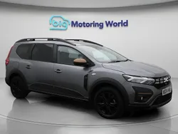 Grey Used 2024 Dacia Jogger Extreme MPV | £18,175 (Fair price)