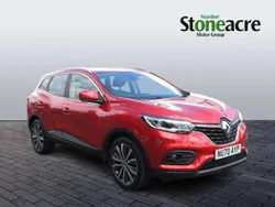 Red Used 2020 Renault Kadjar Iconic SUV | £12,300 (Fair price)
