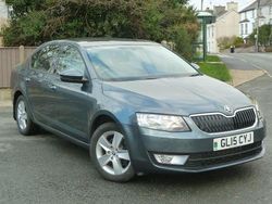 Metal grey Used 2015 Skoda Octavia SE Hatchback | £8,291 (Super price)