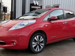 Red Used 2015 Nissan Leaf Tekna Hatchback | £3,879 (Fair price)
