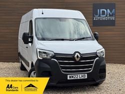 White Used 2022 Renault Master Business Van | £12,995 (Good price)