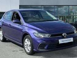Vibrant violet metallic Used 2022 VW Polo Life Hatchback | £15,991 (Fair price)