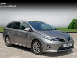 Avantgarde bronze Used 2015 Toyota Auris Hybrid Estate | £8,990