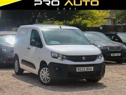 White Used 2022 Peugeot Partner Premium MPV | £9,301 (Good price)