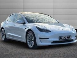 Pearl white Used 2022 Tesla Model 3 Standard Range Sedan | £19,995 (Fair price)