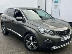 Used 2018 Peugeot 3008 Allure Estate | £11,999 (Fair price)