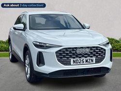 White Used 2025 Audi Q5 Sport SUV | £44,765