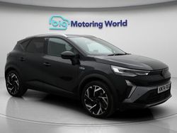 Black Used 2024 Renault Captur Esprit Alpine SUV | £22,308 (Expensive)