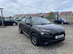Black Used 2016 Citroën C4 Cactus Feel Hatchback | £2,495 (Super price)