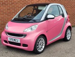 Pink Used 2011 Smart ForTwo Coupé Passion Coupe | £4,495 (A bit pricey)