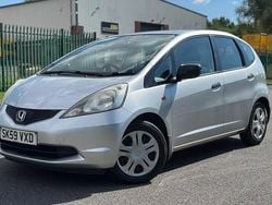 Silver Used 2009 Honda Jazz S Hatchback | £2,095 (Super price)
