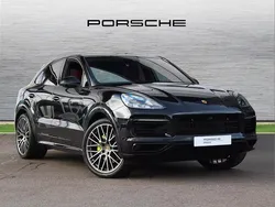 White Used 2022 Porsche Cayenne SUV | £64,490 (Fair price)