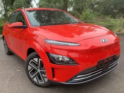 Red Used 2023 Hyundai Kona SE SUV | £28,977