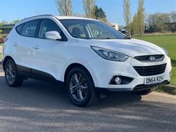 White Used 2014 Hyundai ix35 SE SUV | £5,994 (A bit pricey)