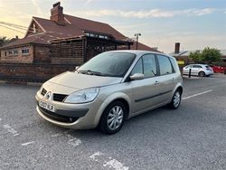 Gold Used 2007 Renault Scénic II Dynamique MPV | £1,790