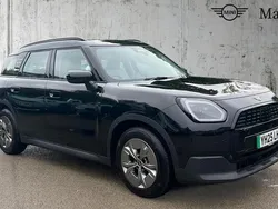 Midnight black ii New 2025 Mini Countryman Classic SUV | £30,700 (Fair price)