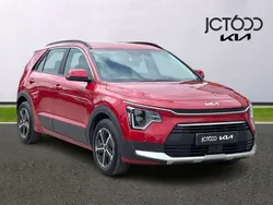 Red Used 2024 Kia Niro 2 SUV | £24,000 (Fair price)