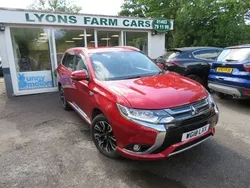Red Used 2018 Mitsubishi Outlander SUV | £13,495 (Fair price)
