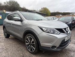 Silver Used 2017 Nissan Qashqai Tekna SUV | £9,495 (Fair price)