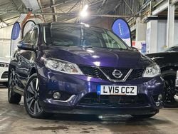 Blue Used 2015 Nissan Pulsar Tekna Hatchback | £6,495 (A bit pricey)